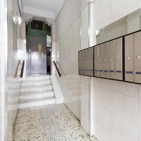Key Sagrada Familia - Carrer Del Clot Apartment Barcelona Exterior photo